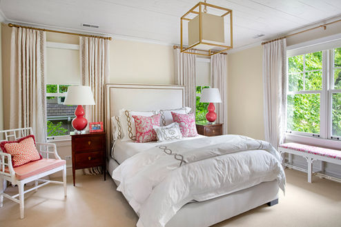 CHARMING FARMHOUSE